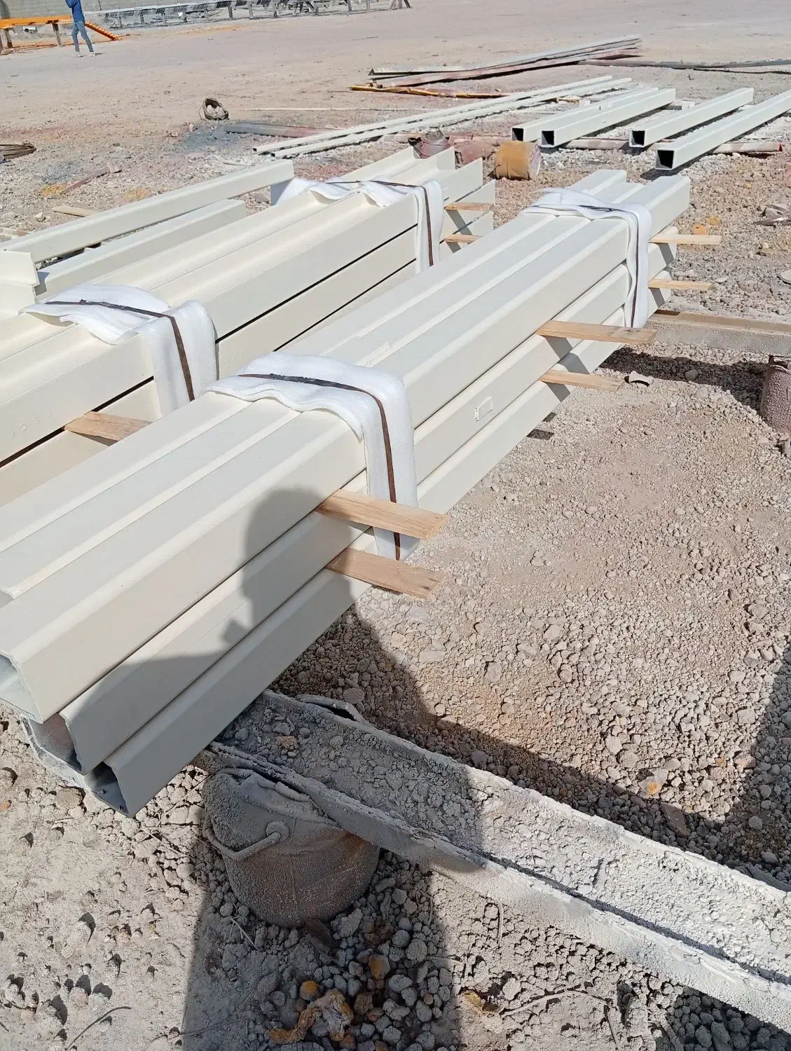 طراحی ، ساخت و اجرای سازهای فلزی ، سوله و غیره..|خدمات پیشه و مهارت|صفادشت, |دیوار