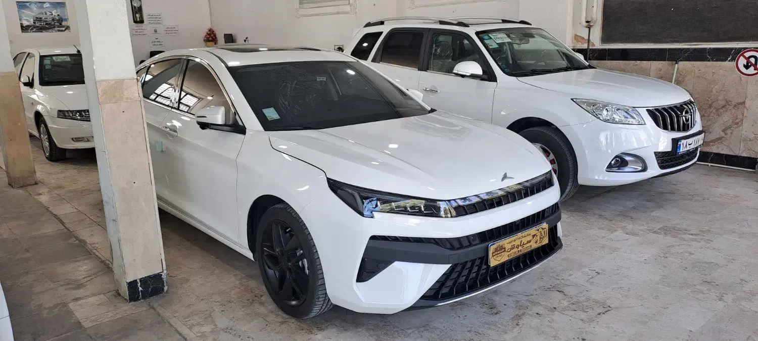 کی ام سی j7 اتومات ۴۰۳ کم کار|خودرو سواری و وانت|کرمانشاه, |دیوار