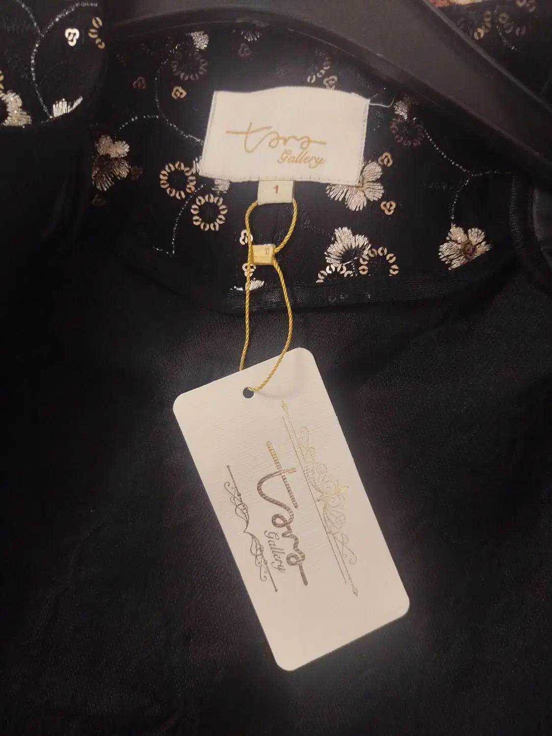 کت سوزندوزی و کاپشن نومناسب هدیه|لباس|قم, شهرک امام حسن|دیوار