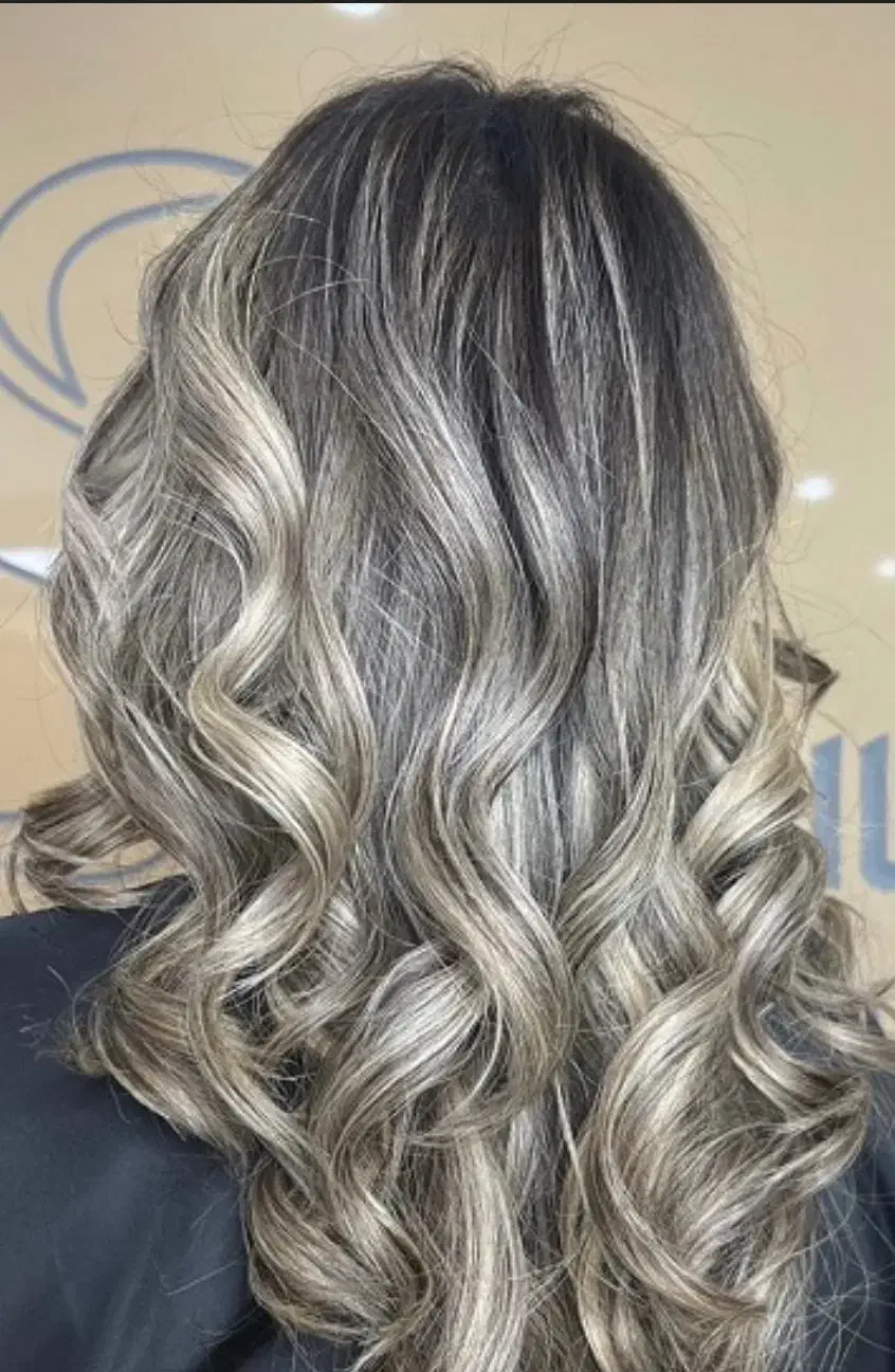 ناخن کار و رنگ و مش|آرایشگاه و سالنهای زیبایی|تهران, زعفرانیه|دیوار