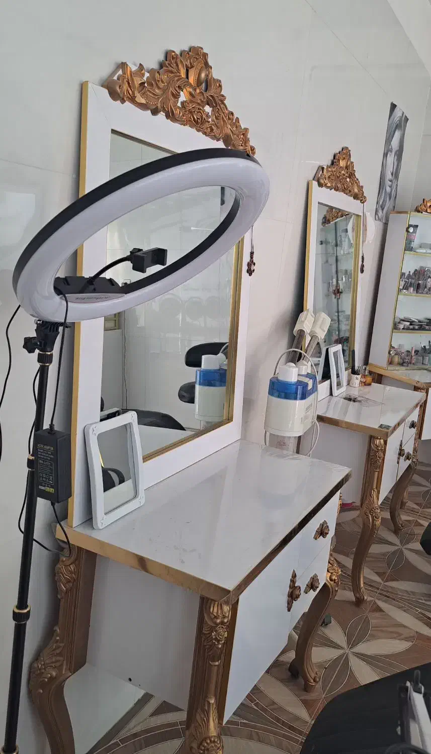 لوازم آرایشگاه زنانه در حد نو|آرایشگاه و سالن‌های زیبایی|بیجار, |دیوار