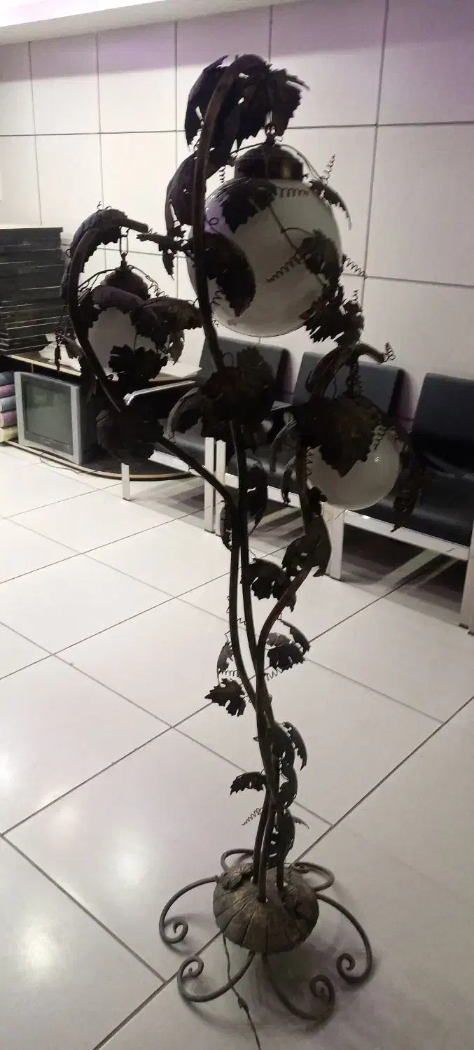 اواژور بلند فلزی|چراغ خواب و آباژور|تهران, ونک|دیوار