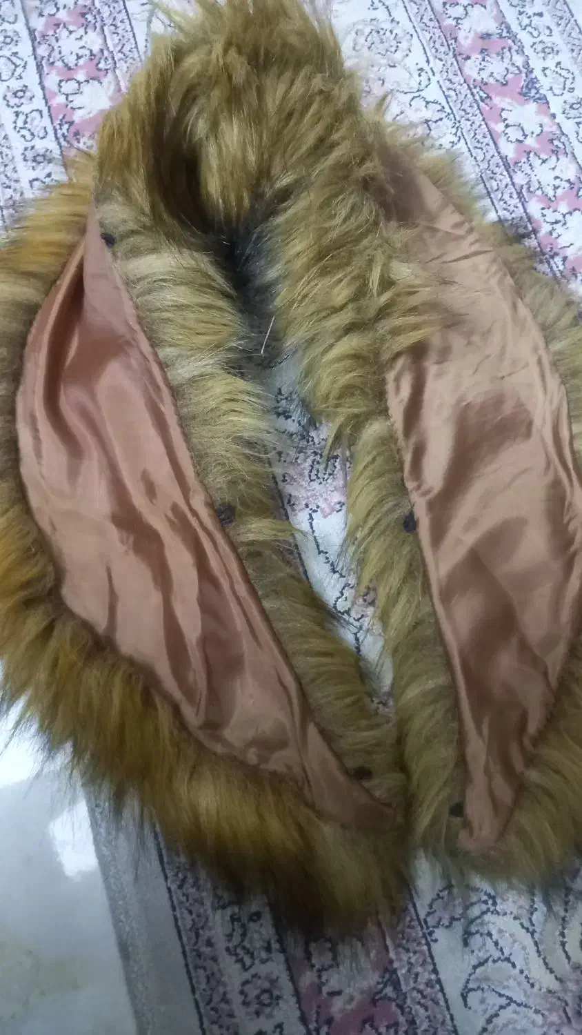 یقه خز|لباس|کرج, شاهینویلا|دیوار