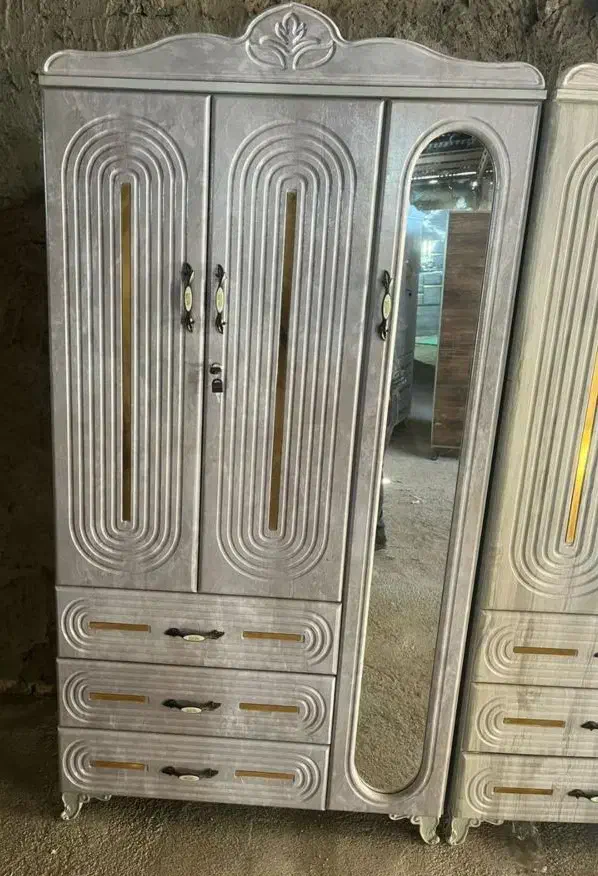 کمد سه درب سه کشو آینه دار|جاکفشی، کمد، دراور|بهبهان, |دیوار