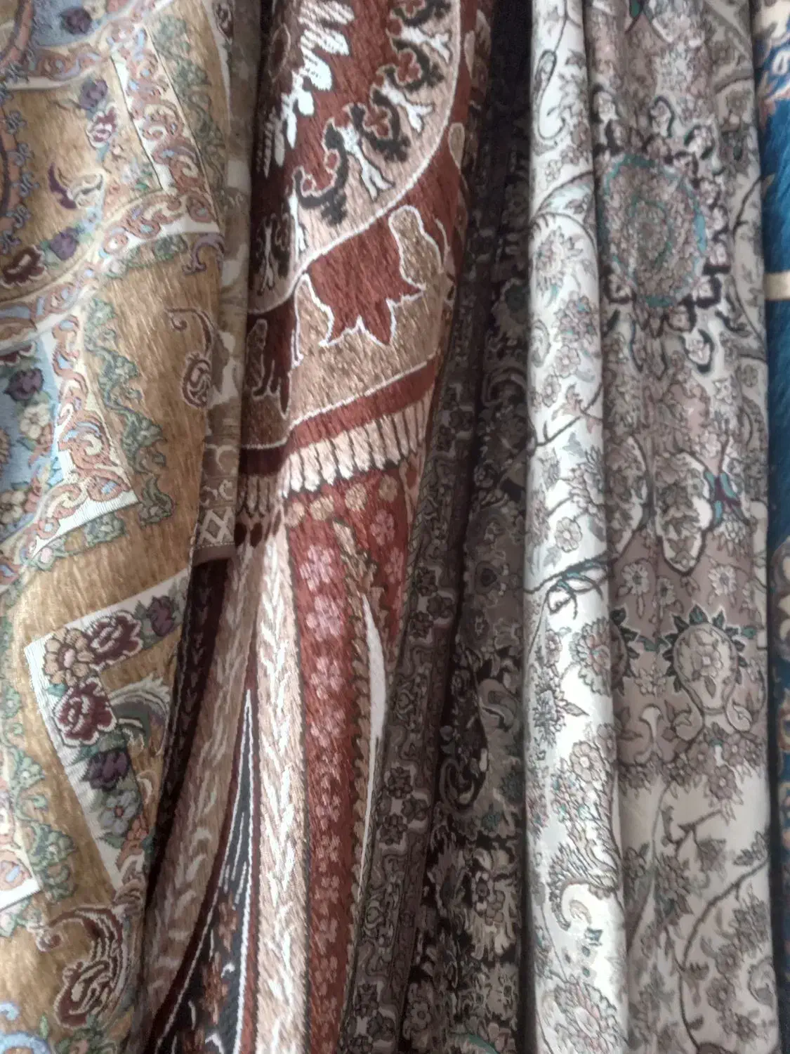 روفرشی نو۶متری یک میلیون تومان مخمل درجه یک|روفرشی|ارومیه, |دیوار