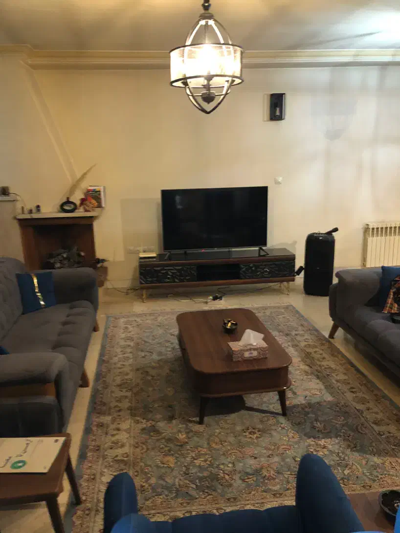 ۸۲متر دو خوابه تکواحدی  فاطمی (شمالی)