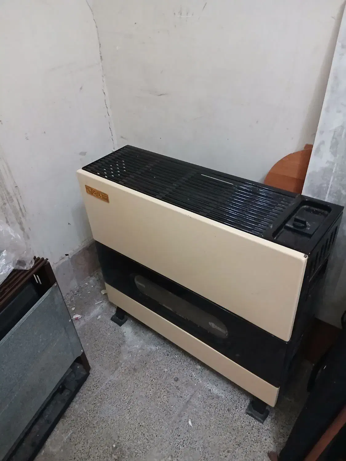 سلام دو دستگاه بخاری گازی تمیز در حدنو|بخاری، هیتر، شومینه|ملکآباد, |دیوار