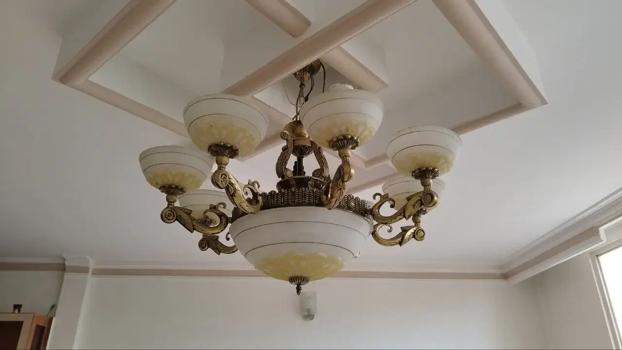 لوستر|لوستر و چراغ آویز|مشهد, هفت تیر (آب و برق)|دیوار