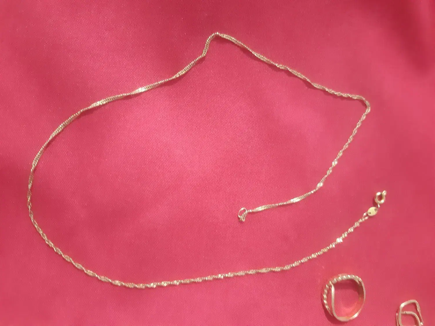 زنجیر و انگشتر|جواهرات|شوشتر, |دیوار