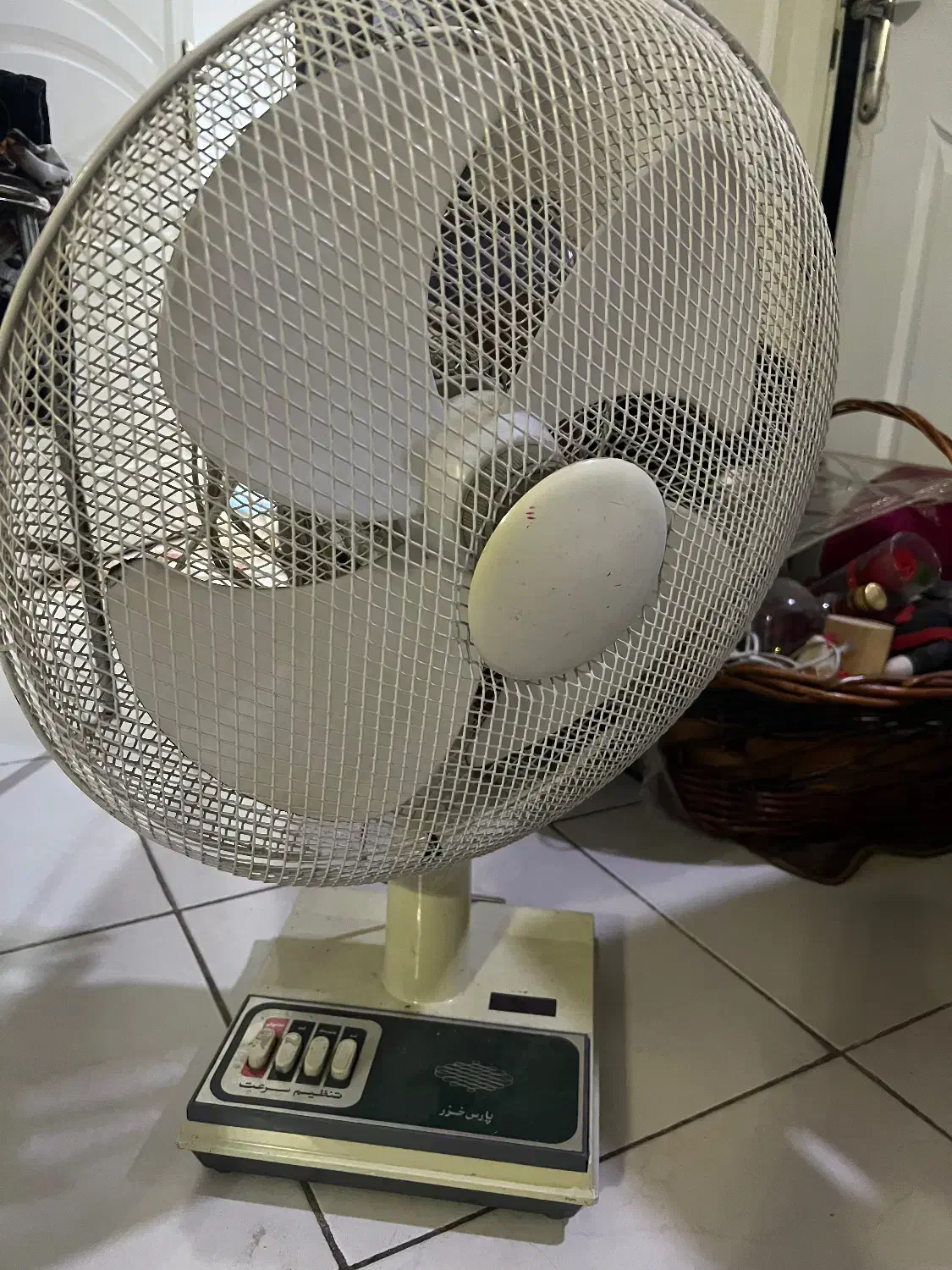 پنکه رومیزی پارس خزر|پنکه و تصفیهکنندهٔ هوا|قزوین, |دیوار