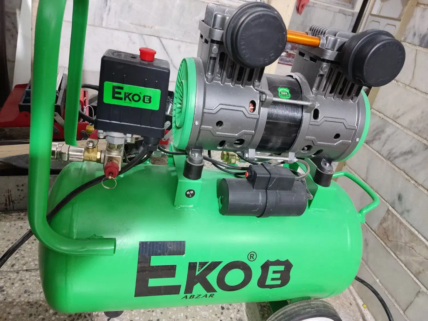 پمپ باد اکو 30لیتری سایلنت|ماشین‌آلات صنعتی|شهرضا, |دیوار