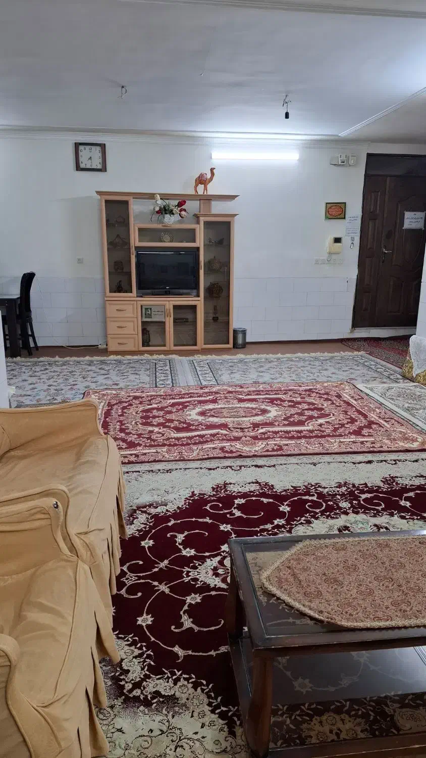 سوئیت خانه طبقه پائین طالقانی|اجارهٔ کوتاهمدت آپارتمان و سوئیت|یزد, |دیوار