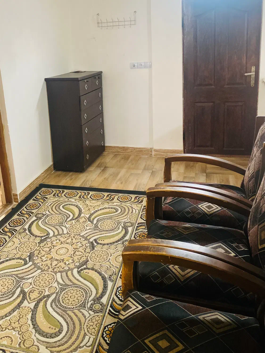 سوییت اجاره اتوبان سراوان به فومن سه راه سقالکسار|اجارهٔ کوتاهمدت آپارتمان و سوئیت|رشت, لاکان|دیوار