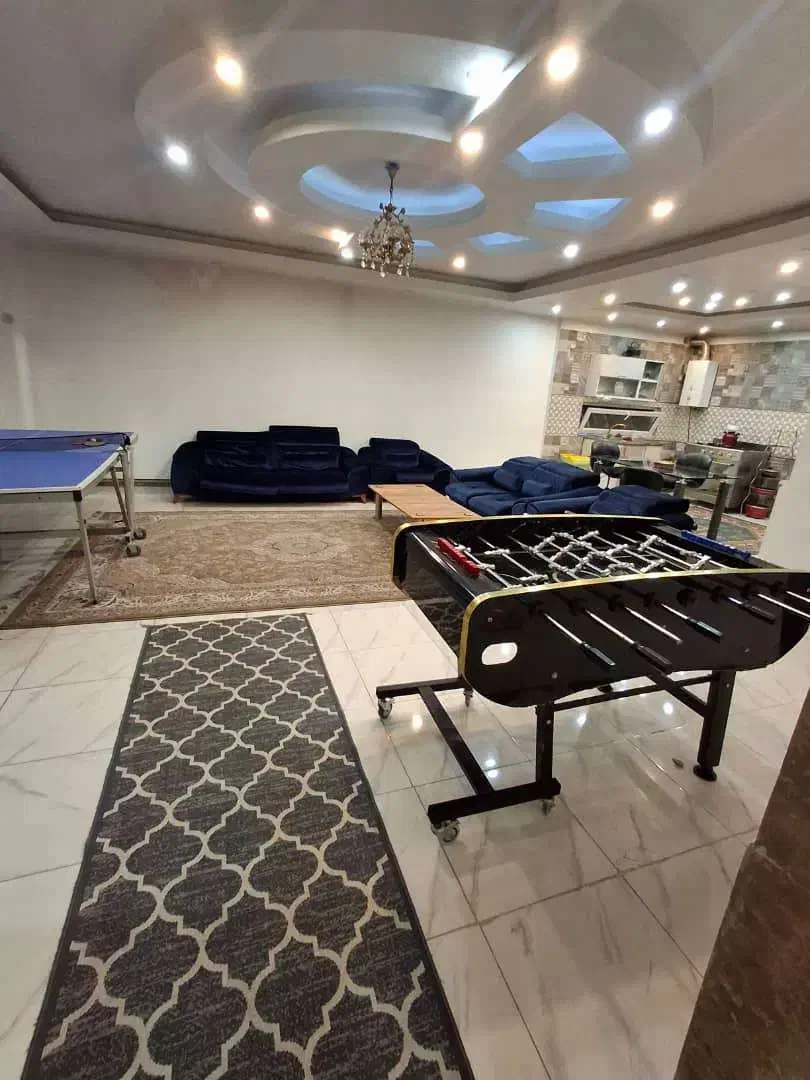 اجاره ویلا کردان، چهارباغ، خوشنام استخر سرپوشیده|اجارهٔ کوتاهمدت ویلا و باغ|کرج, فاز ۴ مهرشهر|دیوار