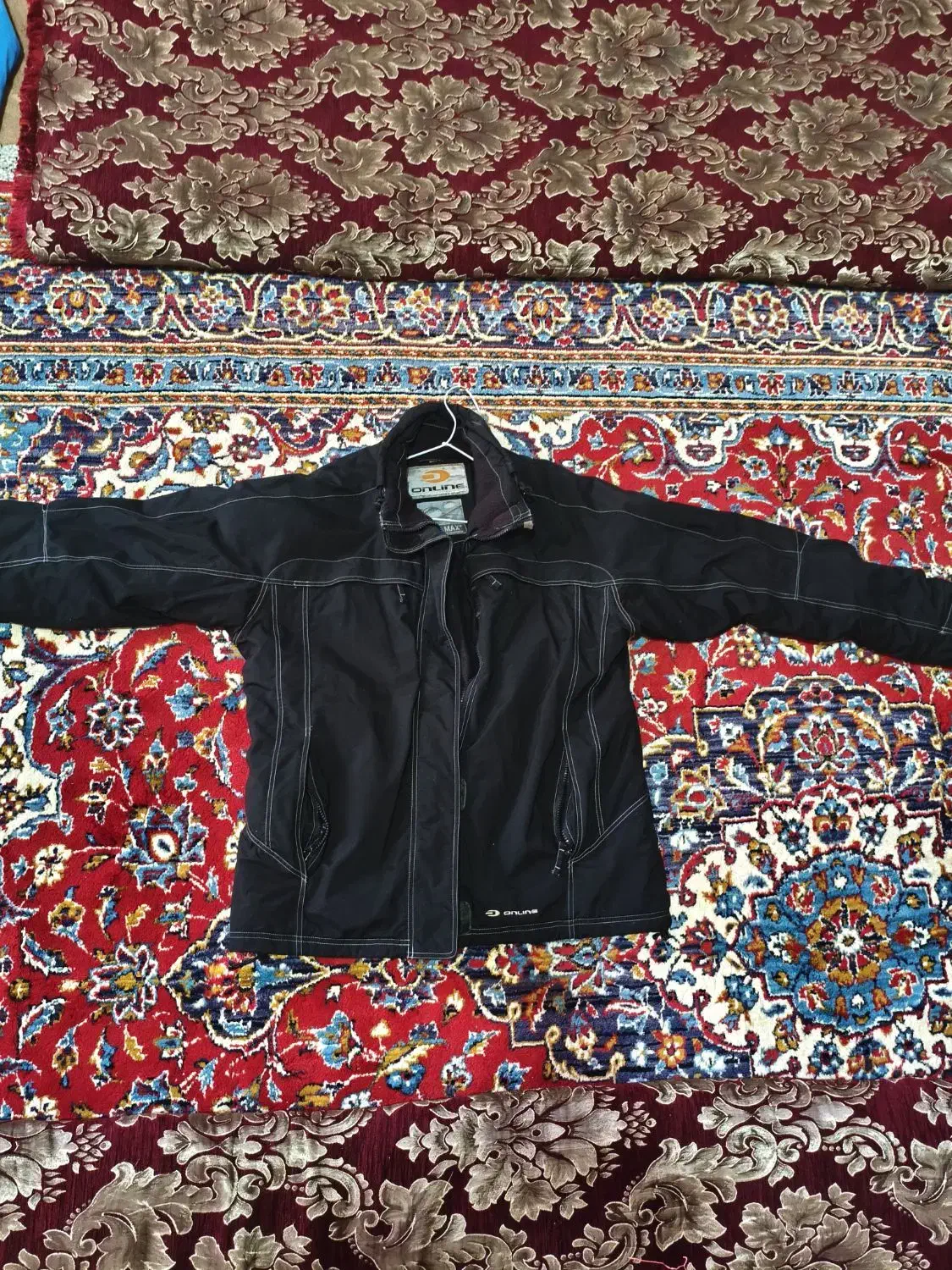 کاپشن و بادگیر اصل|لباس|مرودشت, ثبت احوال|دیوار