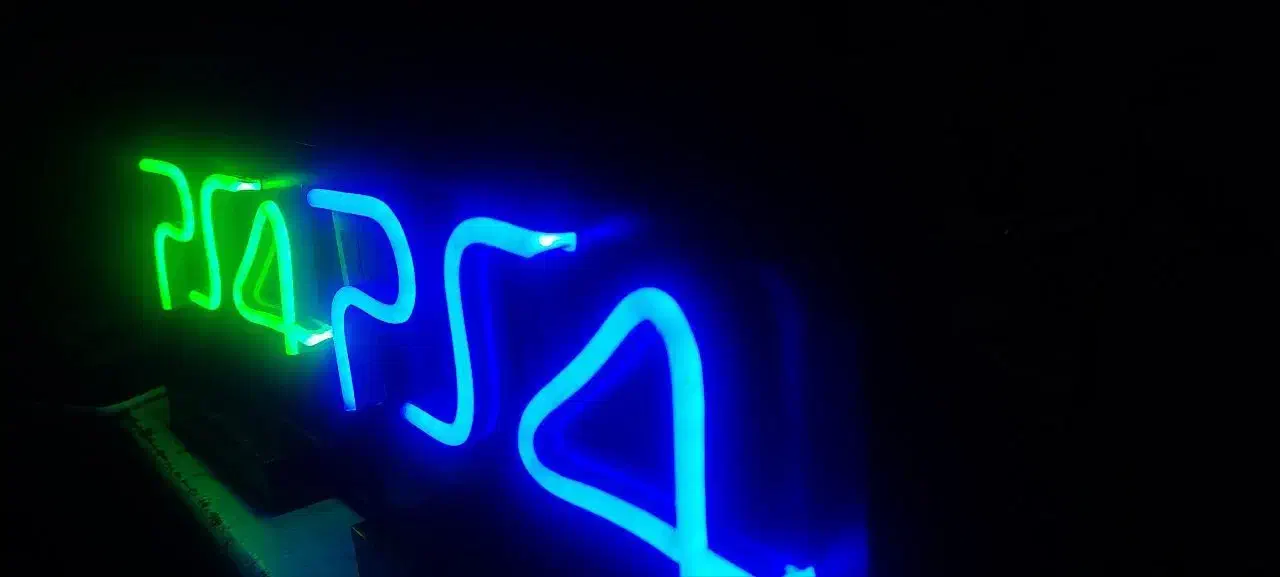 تابلوی نئون طرح ps4 وps5 رومیزی|کنسول، بازی ویدئویی و آنلاین|گنبد کاووس, |دیوار