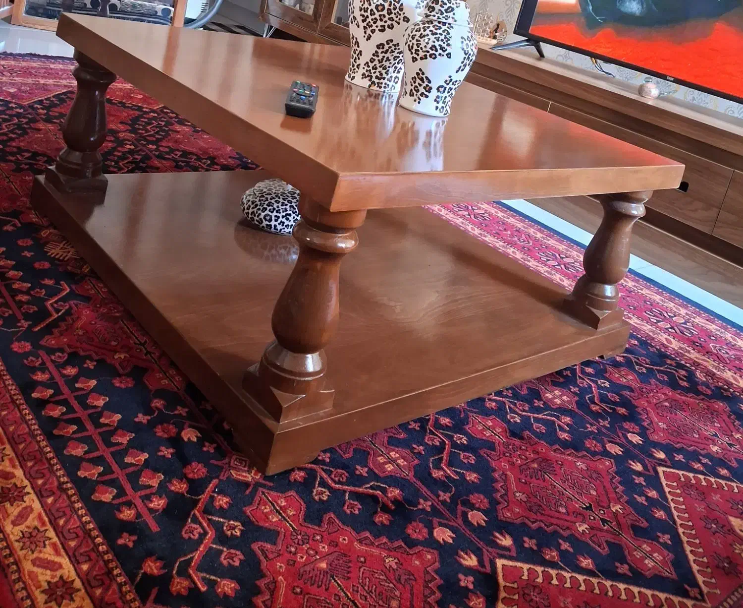 جلو مبلی با دو تا عسلی|مبلمان خانگی و میز عسلی|رشت, جهاد|دیوار