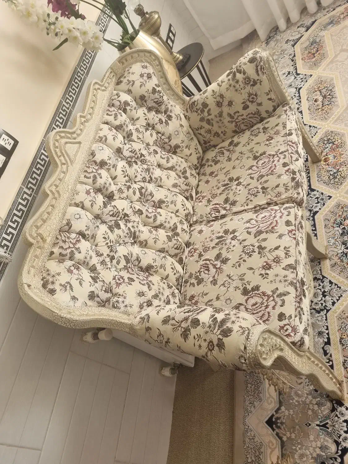 فروش یکجا دو دست مبل با بوفه و آینه و شمعدان|مبلمان خانگی و میز عسلی|خرمدره, |دیوار