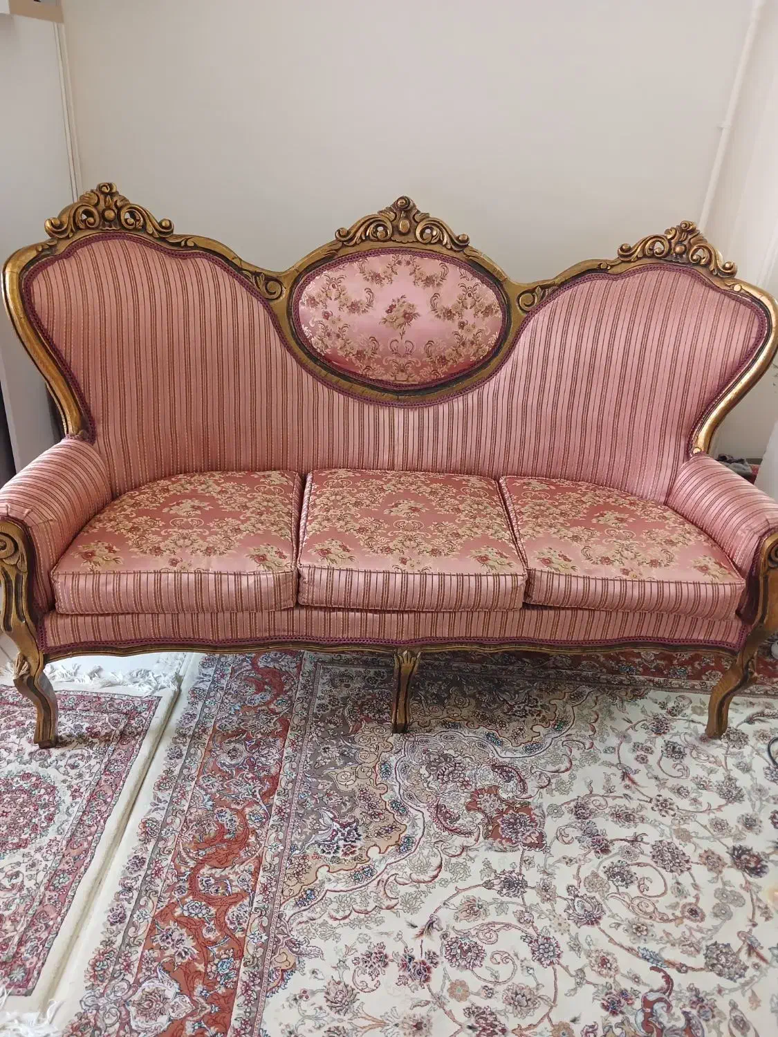 مبل|مبلمان خانگی و میز عسلی|تهران, خاک سفید|دیوار