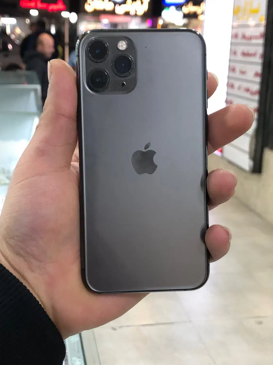 11pro|موبایل|آمل, |دیوار