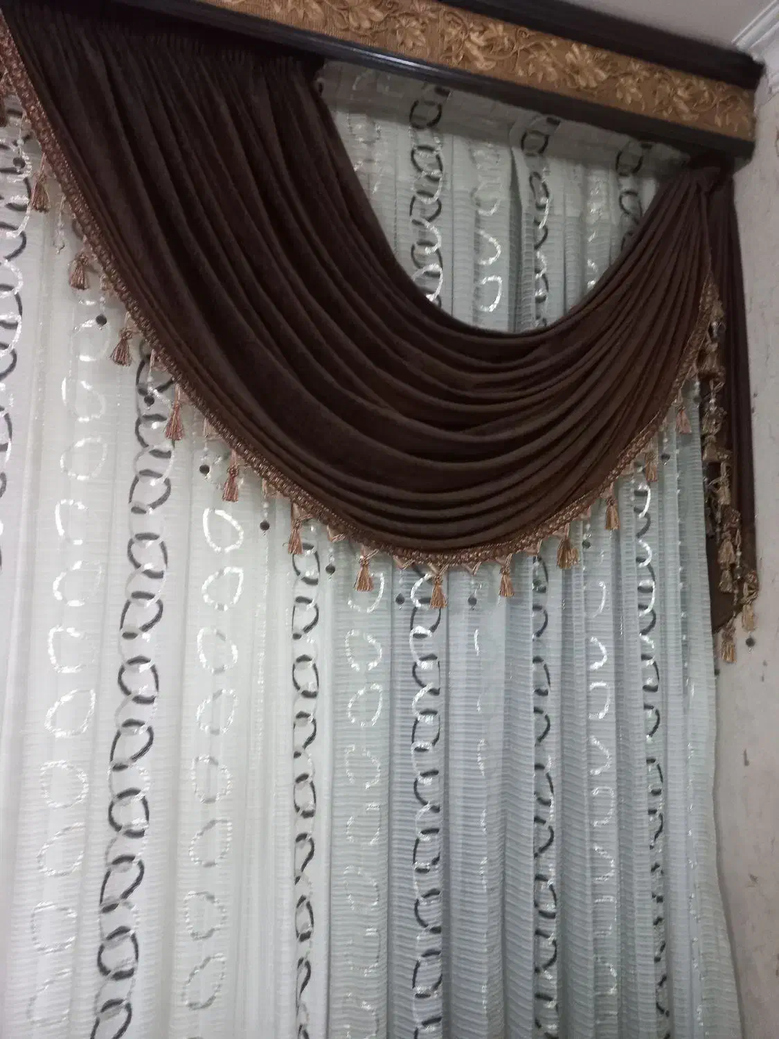 پرده سالن همراه با والان|پرده، رانر، رومیزی|شوش, |دیوار