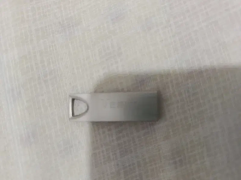 فلش verity|قطعات و لوازم جانبی رایانه|اراک, |دیوار