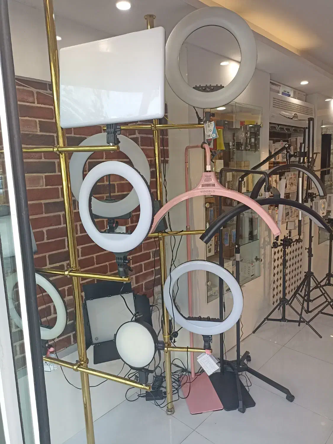 فلت سافت لایت رینگ لایت سیکارو مناسب فیلمبرداری|دوربین عکاسی و فیلم‌برداری|مشهد, سراب|دیوار