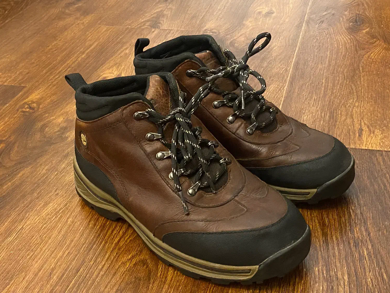 نیم بوت اورجینال و اصلی تیمبرلند آمریکایی حرفه ای|کیف، کفش، کمربند|فردیس, منظریه|دیوار