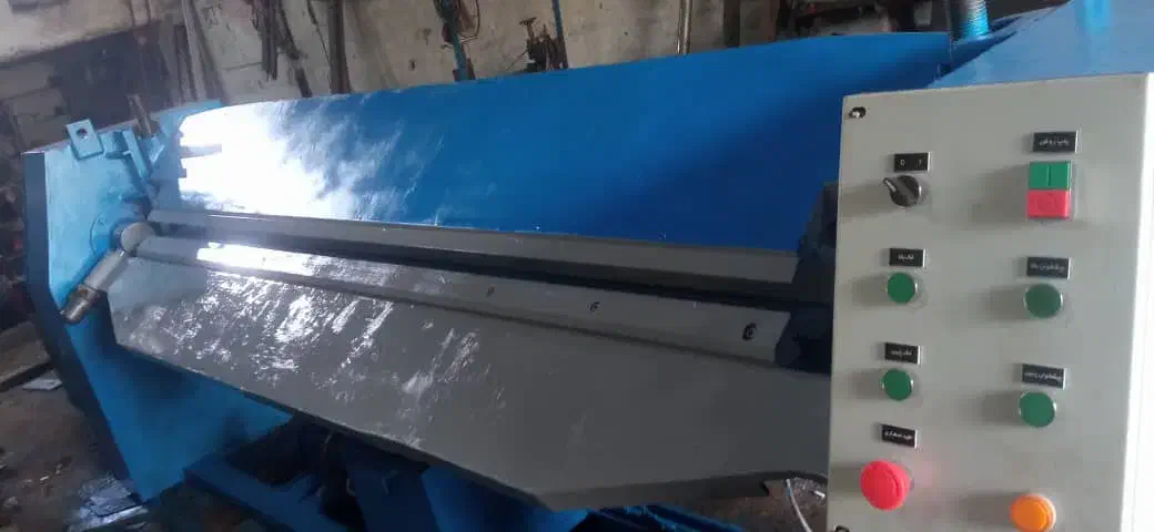 خرید وفروش معاوضه گیوتین خمکن پرس برک|ماشینآلات صنعتی|رباطکریم, نصیرشهر|دیوار