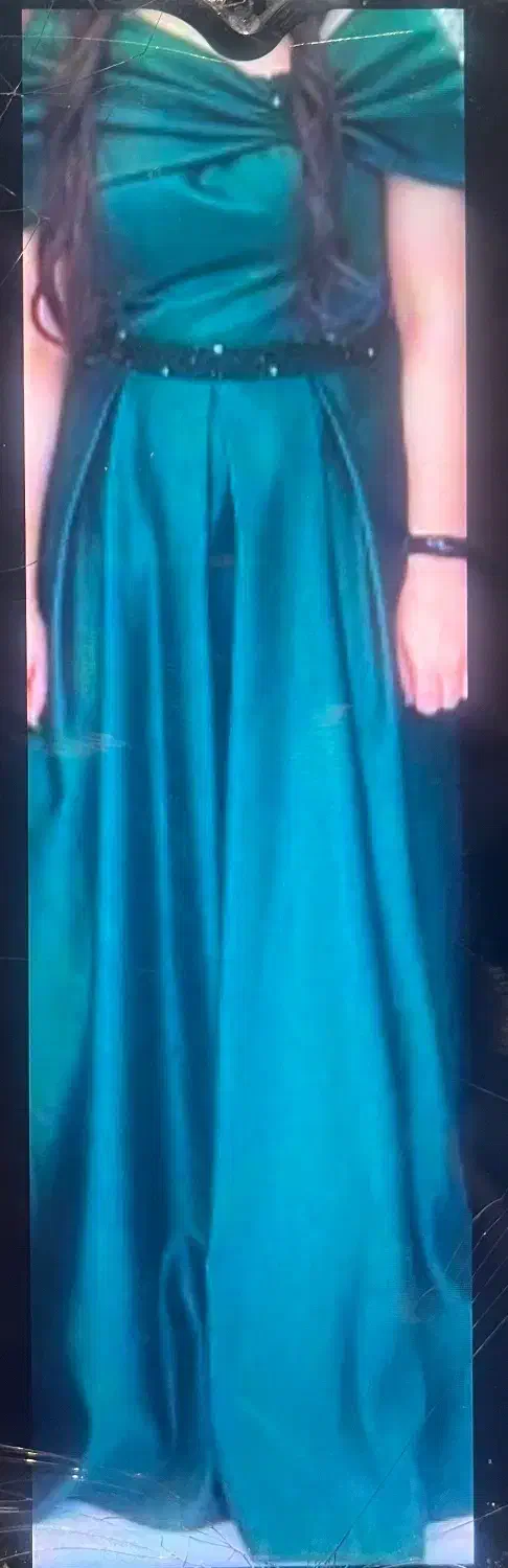 کاملا نو یک بار پوشیده شده|لباس|سیرجان, |دیوار