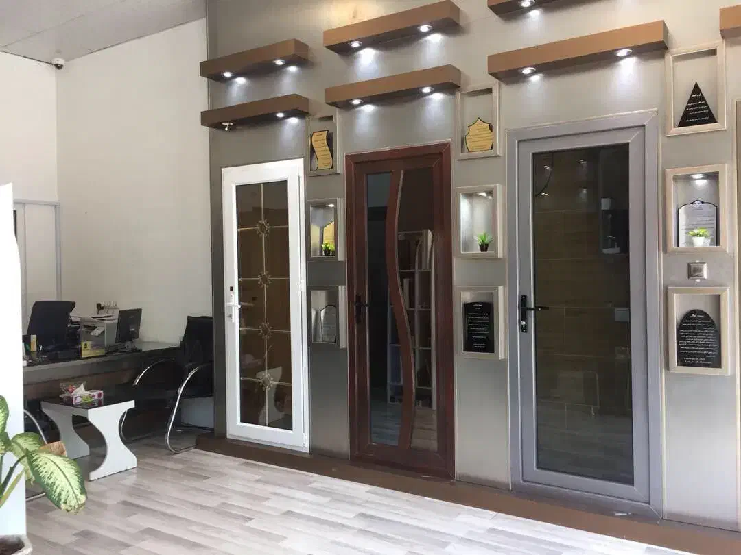 تولیدی درب پنجره های upvc پن آذر|خدمات پیشه و مهارت|باسمنج, |دیوار