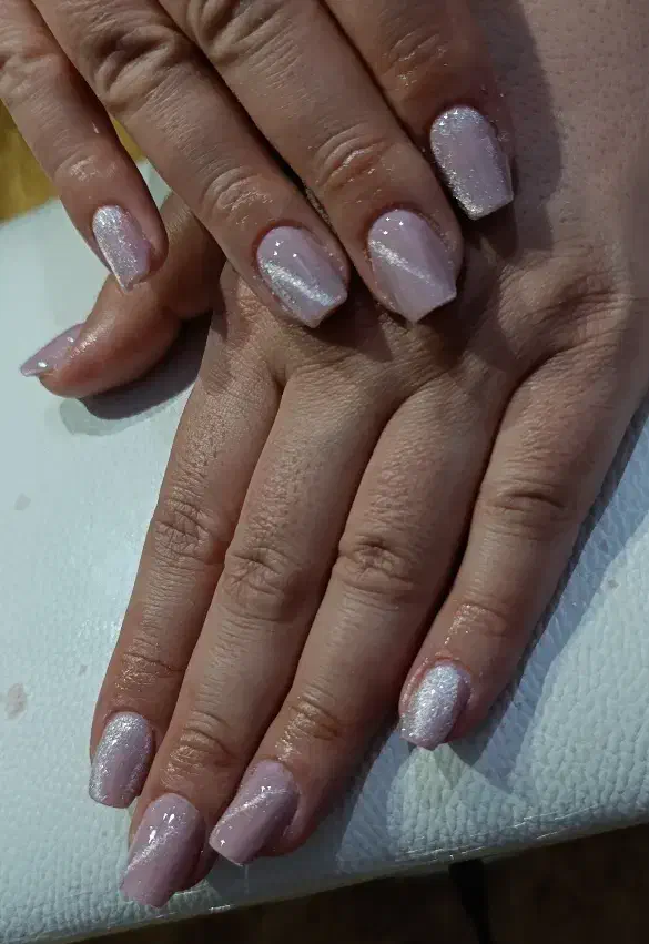 کاشت ناخن|خدمات آرایشگری و زیبایی|سقز, |دیوار