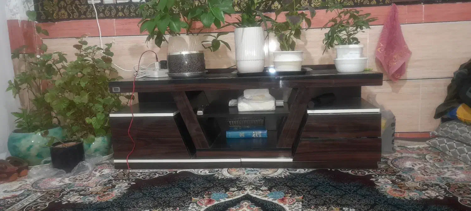 میز تی وی|میز تلویزیون|ایلام, |دیوار