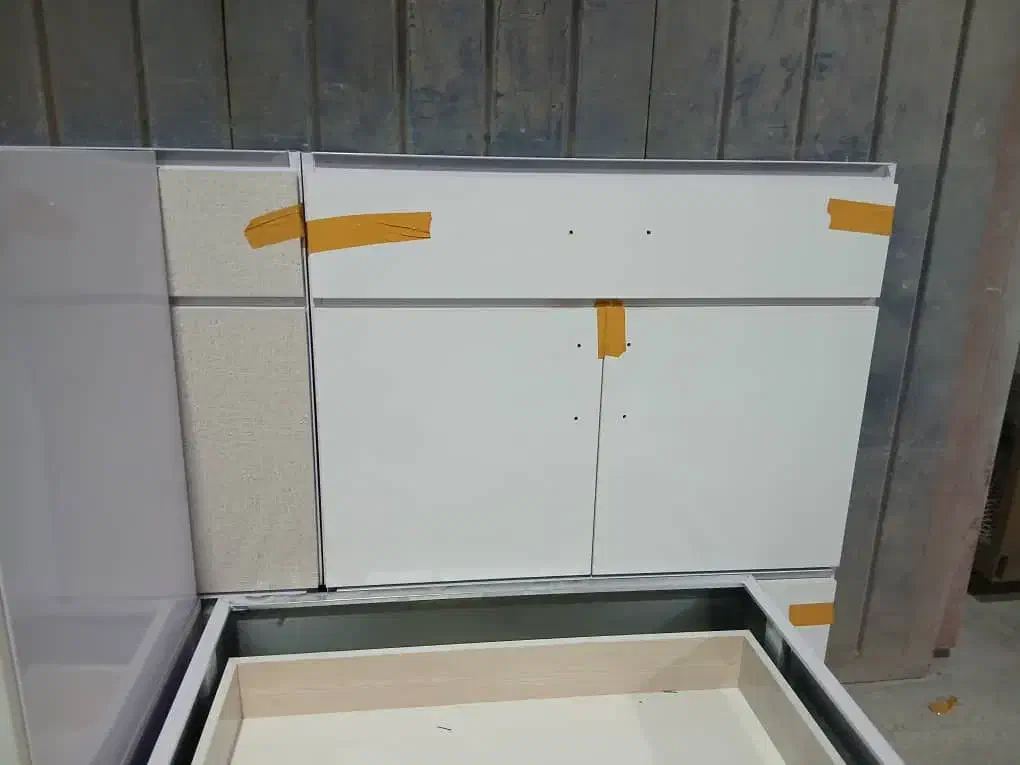 انواع کابینت پیش ساخته|مصالح و تجهیزات ساختمان|اراک, |دیوار