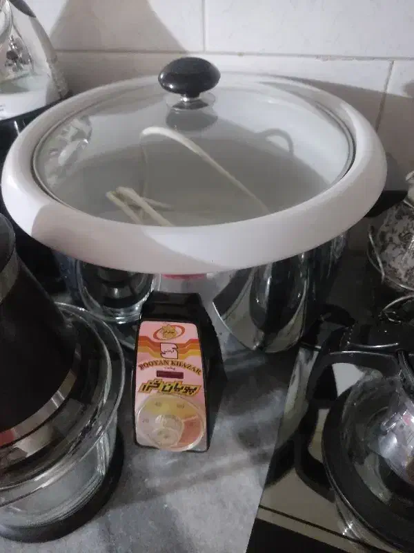 تعدادی لوازم برقی|سایر لوازم برقی|همدان, |دیوار