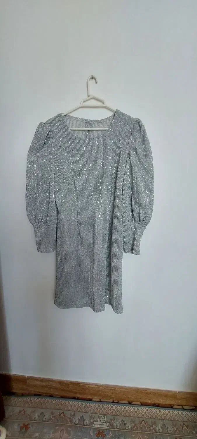 تمیز درحدنو بدون پارگی|لباس|یامچی, |دیوار