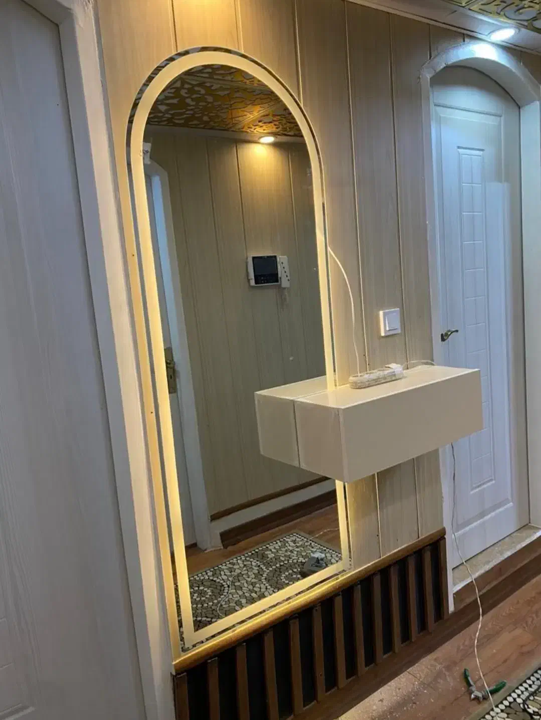 آینه بک لایت فقط1.400.000فروش فوق العاده|آینه|مشهد, یاس|دیوار