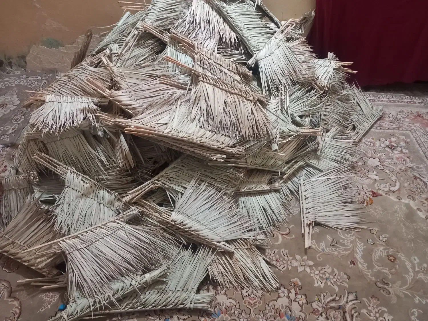 جارووزنبیل|جاروبرقی، جارو شارژی، بخارشو|بندر گناوه, |دیوار