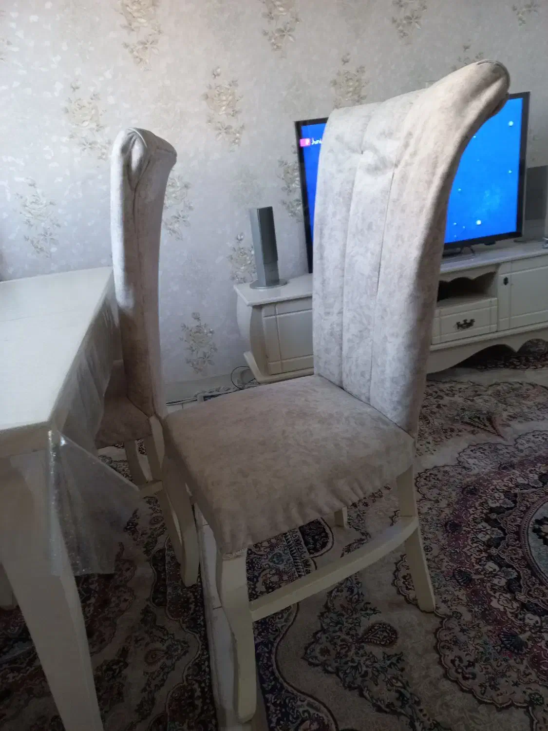 میز نهارخوری ۴ نفره سالم و شیک|میز و صندلی غذاخوری|فردیس, فردیس|دیوار