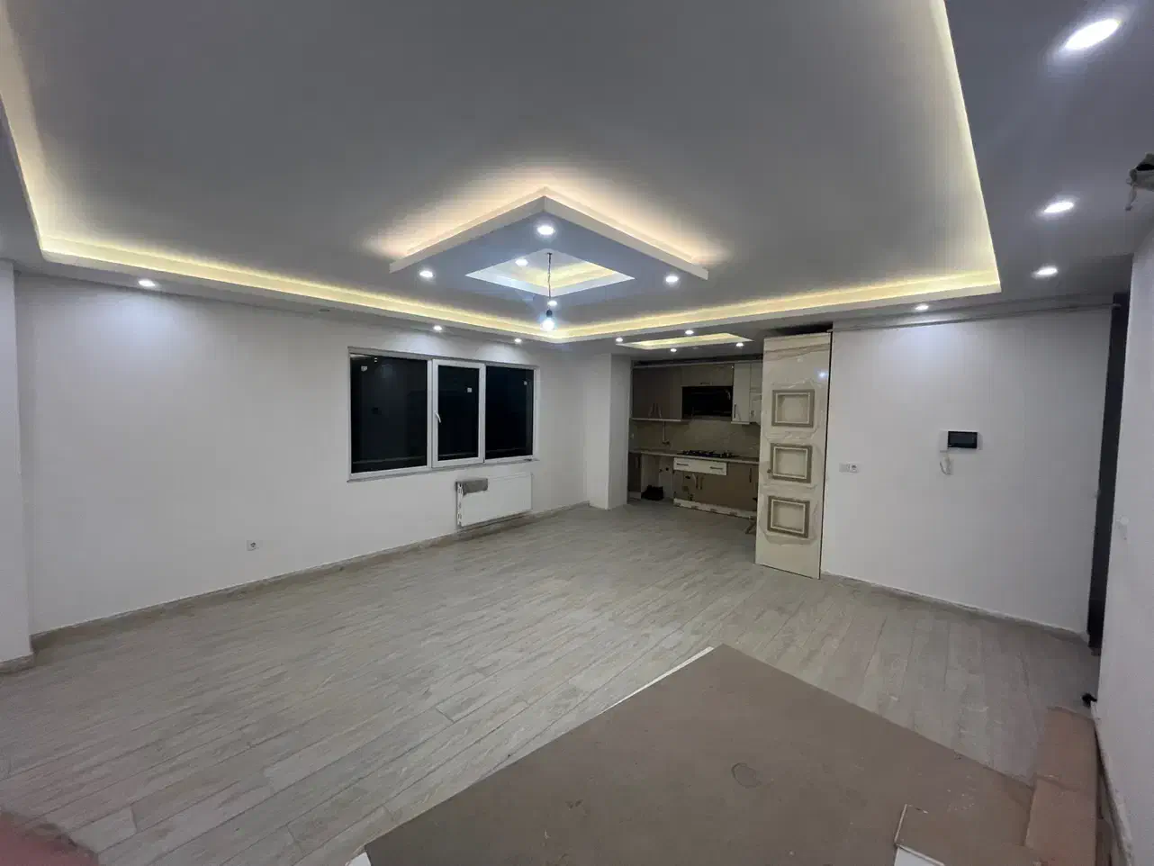 ۱۰۰متر دو خواب کلید نخورده|فروش آپارتمان|رشت, دباغیان|دیوار