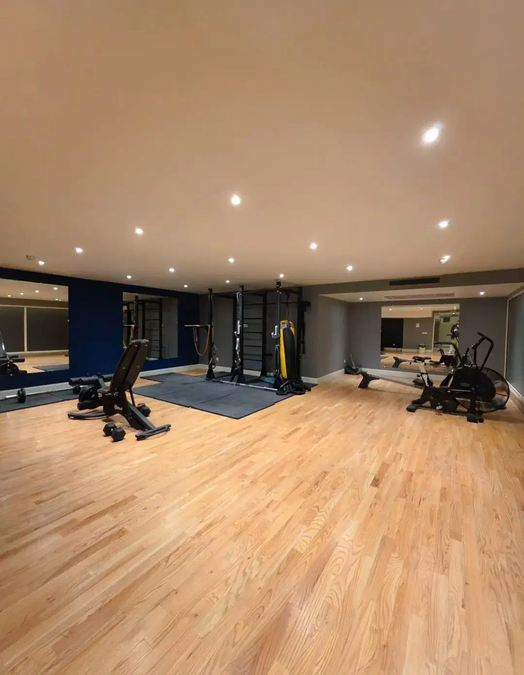 سعادت آباد 200متر  3خواب  فرنیش بوش  2پارکینگ