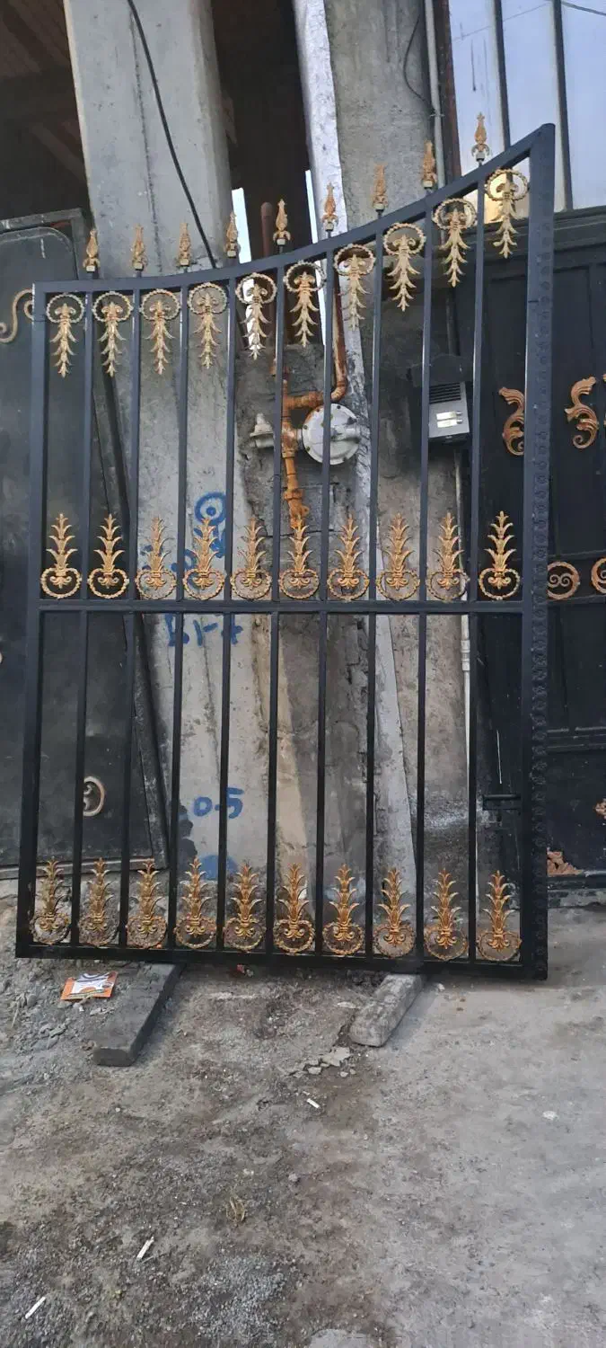 جوشکاری فرشاد فروش دروازه 3متر بازشو فرفوژه|عمدهفروشی|چالوس, |دیوار