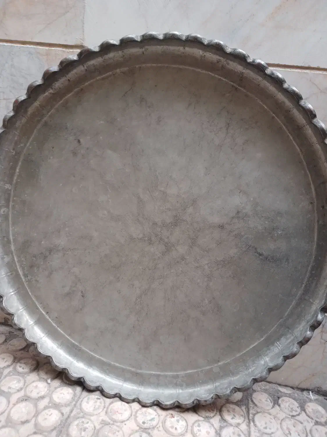 سینی مسی با قدمت ۱۰۰ ساله|کلکسیون اشیاء عتیقه|تهران, مشیریه|دیوار