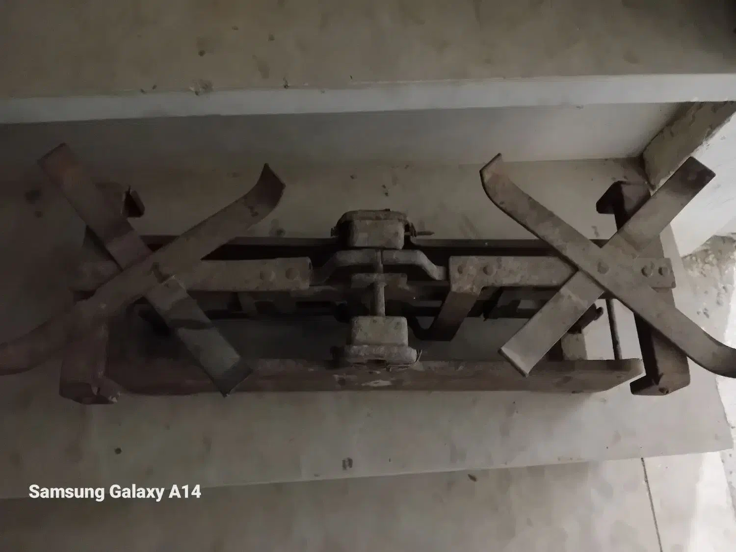 ترازو عتیقه|کلکسیون اشیاء عتیقه|گنبد کاووس, |دیوار