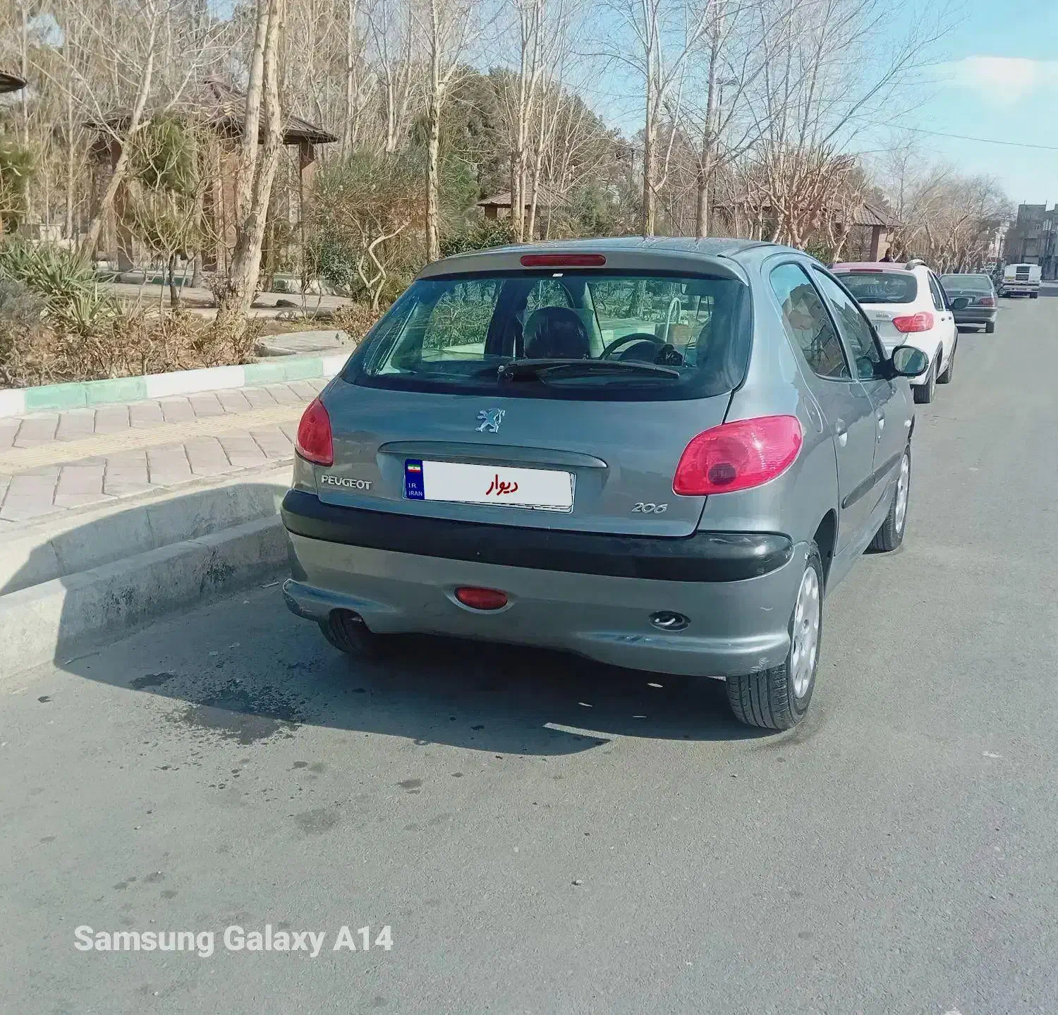 پژو ۲۰۶ تیپ دومدل ۹۰ خوش رخ|خودرو سواری و وانت|تهران, فرمانیه|دیوار