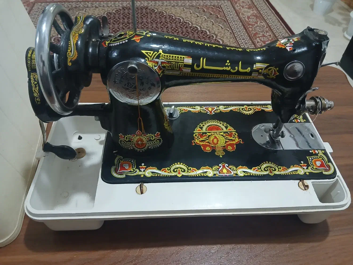 چرخ خیاطی مارشال|کلکسیون اشیاء عتیقه|رشت, ولکس|دیوار