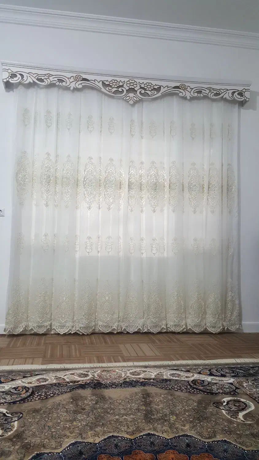 پرده|پرده، رانر، رومیزی|سرخرود, |دیوار