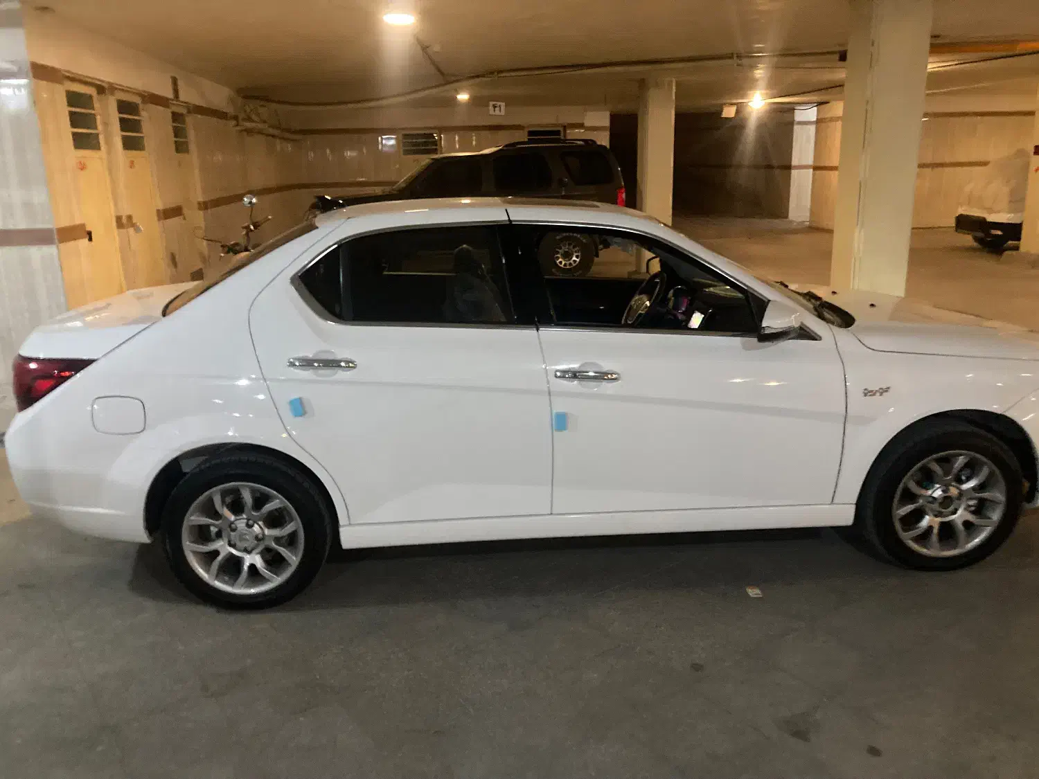 دنا پلاس اتوماتیک|خودرو سواری و وانت|همدان, |دیوار