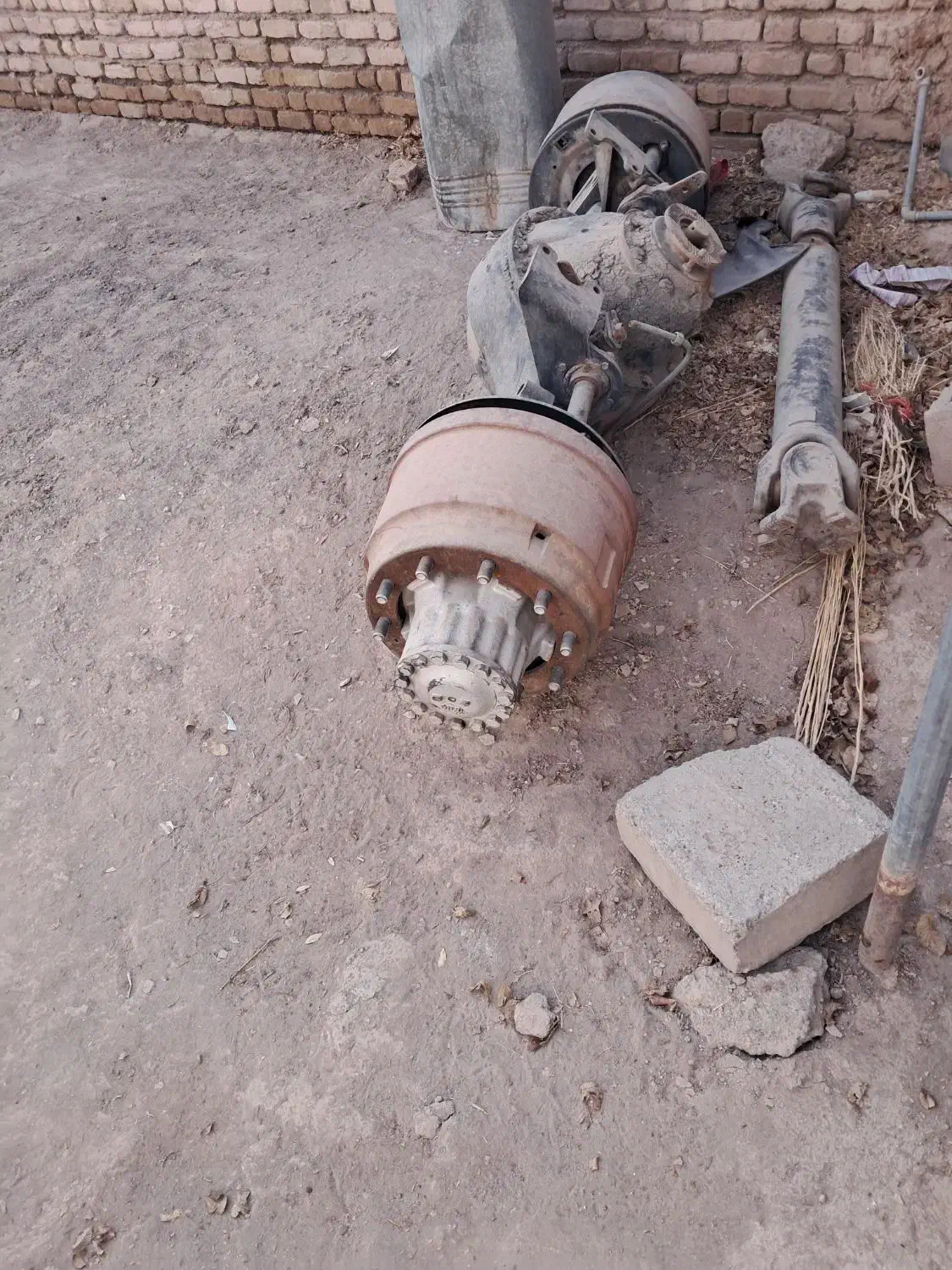 دیفرانسیل اتوبوس خط واحد|قطعات یدکی و لوازم جانبی|بردسیر, |دیوار