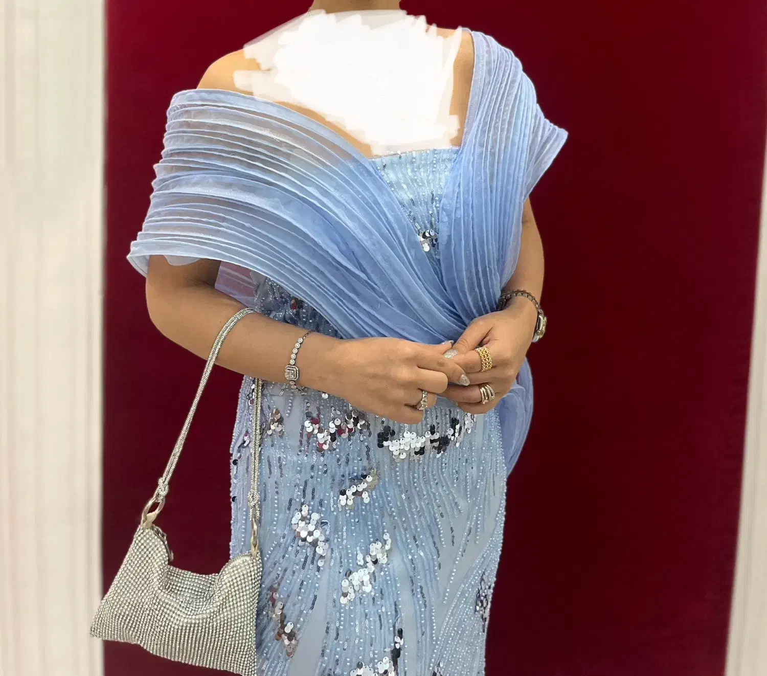 لباس مجلسی|لباس|آستارا, |دیوار